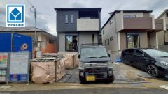 現地（2025年10月31日）撮影。和白東小学校徒歩9分＾＾国道三号線まで車で3分（800ｍ）で、お出かけにも便利。快適でゆとりのある生活空間で新生活を始めましょう^^