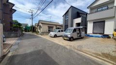 大型車の通行が少なく、騒音や振動が少ないので静かで快適な生活を送れます。