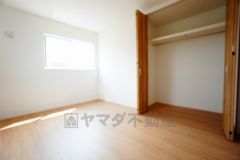 住む人のこだわりを活かす洋室＾＾広めのクローゼットもあり荷物もすっきり片付けられ、ゆとりのある暮らしが出来ます＾＾