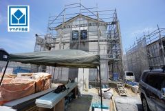 現地（2025年7月7日）撮影。河東小学校徒歩5分＾＾快適でゆとりのある生活空間で新生活を始めましょう^^