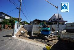 現地（2026年9月30日）撮影。角地。舞松原小学校徒歩9分、多々良中学校徒歩10分と通学しやすい環境です。快適でゆとりのある生活空間で新生活を始めましょう^^