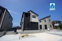 美和台小学校徒歩8分＾＾長期優良住宅。お気に入りの家具とインテリアで素敵な部屋を作りましょう＾＾