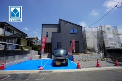 土井駅徒歩12分で忙しい朝もゆとりの時間が持てます＾＾スーパーやコンビニなども近く周辺環境充実。快適でゆとりのある生活空間で新生活を始めましょう^^