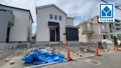 スーパーやコンビニなども近く周辺環境充実。快適でゆとりのある生活空間で新生活を始めましょう^^