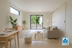 家具はイメージです。大きな窓のあるリビングは、陽光あふれる明るい空間です。居心地良く、ご家族皆がゆったり寛げる憩いの空間となりそうです。