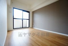 アクセントクロスがオシャレですね。インテリアでどんな部屋にするのか考えるのも楽しみです。