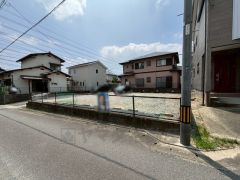 落ち着いた住宅地内で快適な生活を実現してみませんか。