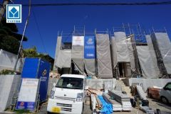 2025年10月9日撮影。全2区画の新築戸建が新登場です。お問合せお待ちしております＾＾