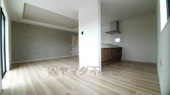 将来にわたって住みやすくプランニングを重ねて設計された間取で日々の生活をしやすい動線を考えた居住空間を創り上げております＾＾