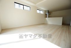 断熱性能の窓ガラスを採用。省エネ、光熱費カットにも貢献します。夏は涼しく、冬は暖かく快適に過ごせますよ＾＾