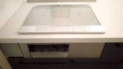 汚れてもサッとふける、お手入れのしやすいIHクッキングヒーター。オール電化なので経済的です。