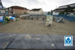 現地（2025年11月）撮影。南向きで陽当たり良好です＾＾快適でゆとりのある生活空間で新生活を始めましょう^^