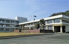 久山町立久山中学校