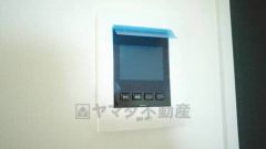 防犯性、セキュリティ対策に安心できるテレビモニター付きインターフォンです。セールスマン対策にもなり安心できます。