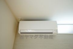 夏や冬に欠かせないエアコン標準装備＾＾