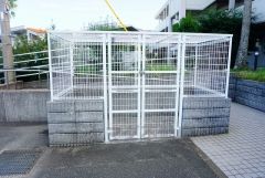 しっかりと扉の閉まるゴミ置き場。ゴミが散らかる心配もありません。