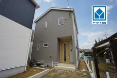 3LDK、テレワークルーム。リビングスルー階段で家族とのコミュニケーションがとりやすいです＾＾