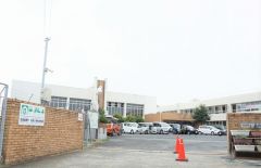 花鶴小学校