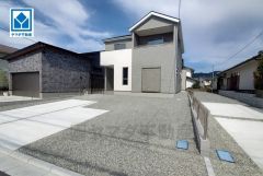 一戸建ての多いエリア。落ち着いた雰囲気で快適な生活を送れます。