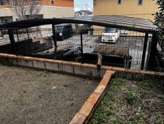 お子様と公園に行けない日も、のびのびお庭で遊べるのがうれしいですね。ガーデニングやお子様のプールなど大活躍です＾＾