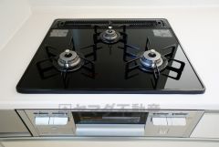 3口コンロなので、効率よくお料理が楽しめます。毎日のお料理も楽しくなりますね＾＾