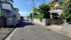 現地（2025年9月30日）撮影。住人以外の車の進入も少なく、小さなお子様を持つご家庭にも安心です。