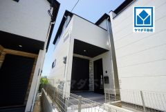 ＪＲ舞松原駅徒歩13分、都心へのアクセス良好。スーパーやコンビニなども近く周辺環境充実。快適でゆとりのある生活空間で新生活を始めましょう^^