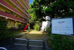 子育て層にうれしい敷地内公園。わざわざ出かけなくても、遊べるので天候に左右されにくいことも助かりますね＾＾