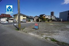 現地（2026年10月14日）撮影。ゆとりある4LDK＾＾全居室収納スペース完備＾＾洗濯時にも困らない広々とした南面バルコニーを確保＾＾