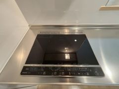 複数の調理を一度に行うことができる3口コンロ。効率よくお料理が出来ます。毎日のお料理も楽しくなりますね＾＾