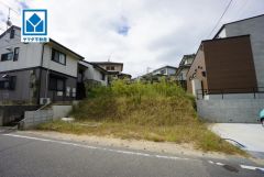 現地（2026年10月9日）撮影。全居室収納スペース完備の充実した間取り＾＾リビングは2面採光で日当たり、風通し良好です＾＾