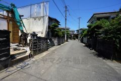 現地（2025年7月25日）撮影。落ち着いた住宅地内で快適な生活を実現してみませんか。