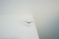 火災発生をいち早く知らせてくれる火災報知器は標準装備です。