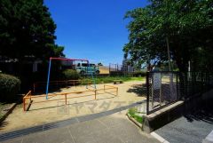 子育て層にうれしい敷地内公園。わざわざ出かけなくても、遊べるので天候に左右されにくいことも助かりますね＾＾