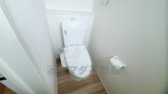 1階2階の2ヶ所にトイレがあるので、忙しい朝にもゆとりができますね。