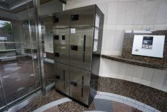 不在時でも荷物が受け取れる宅配ボックス完備。共働きの家庭や外出の多い方に便利。お子様の留守番中も安心ですね＾＾