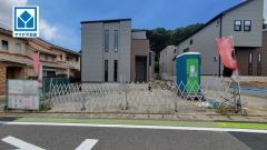 福間小学校徒歩10分。スーパーやコンビニなども近く周辺環境充実。快適でゆとりのある生活空間で新生活を始めましょう^^