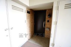 アルコーブがあるので適度な目隠しになり、プライバシーを守ることができます。