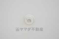 火災報知器付き。