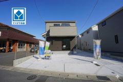 西鉄・JRの2沿線利用可能。千早駅徒歩11分と、通勤・通学に便利な環境。快適でゆとりのある生活空間で新生活を始めましょう^^