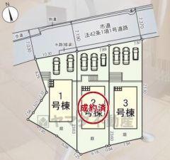 3号棟。2号棟成約済み。カースペース並列3台分＾＾