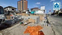 現地（2025年12月2日）撮影。駅徒歩3分でアクセス良好＾＾建築条件無しなので、思いのままの家作りができます。