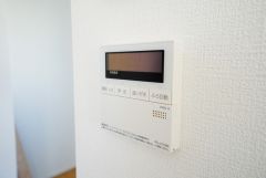 同仕様写真。キッチン横からボタンひとつで操作が楽々。