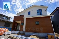 イオンモール福津まで車で4分（1.9キロ）＾＾最新の設備で気持ちの良い新生活を送りませんか。