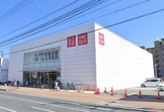 ユニクロ　姪浜店