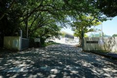 自由ヶ丘小学校