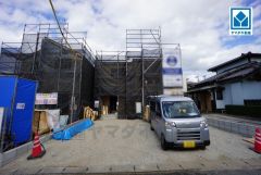 現地（2025年11月19日）撮影。10年間の瑕疵保証が付いた安心の新築戸建。最新の設備で気持ちの良い新生活を送りませんか。