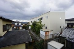 2階バルコニーからの眺望です。前面に遮るものがなく景色を一望できます。