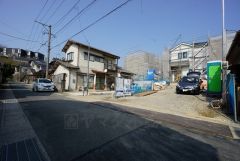 現地（2023年3月7日）撮影 大型車の通行がなく、騒音や振動が少ないので静かで快適な生活を送れます。