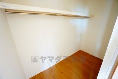 ファミリークローク。帰宅後アウターをすぐに収納出来るため、部屋が散らかりにくく片付けらくらく＾＾